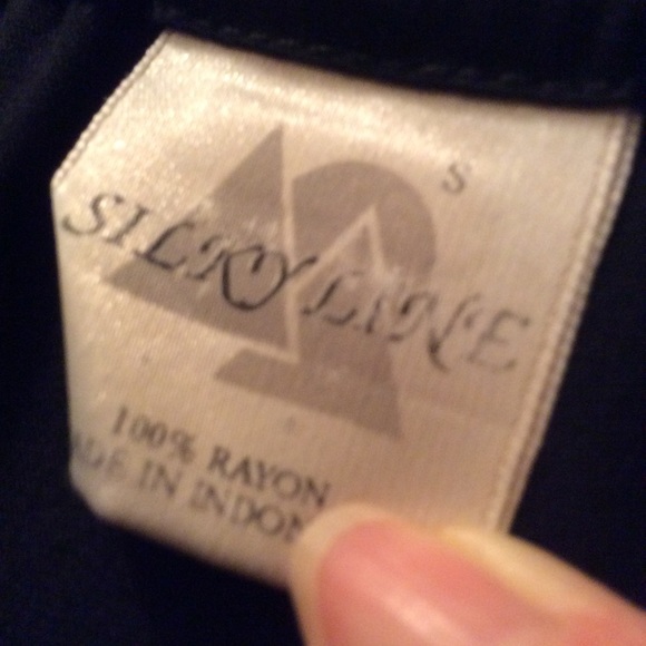 Silky Line Skirt - Picture 8 of 8